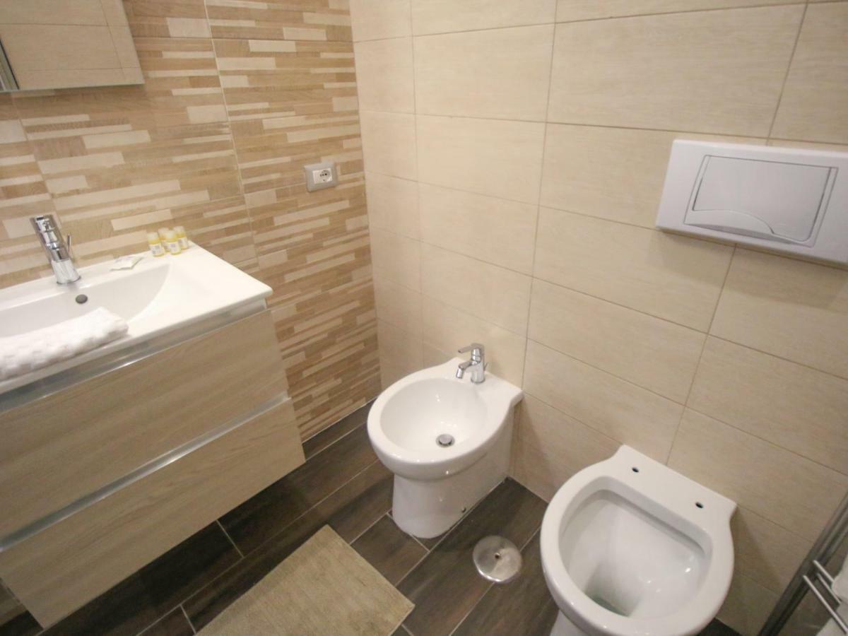B&B Pisadog Napoli Exterior foto