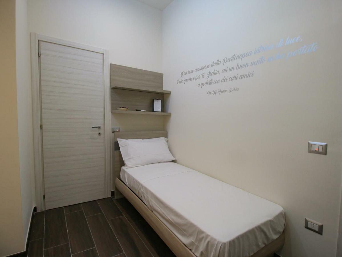 B&B Pisadog Napoli Exterior foto