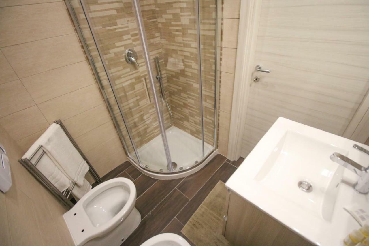 B&B Pisadog Napoli Exterior foto
